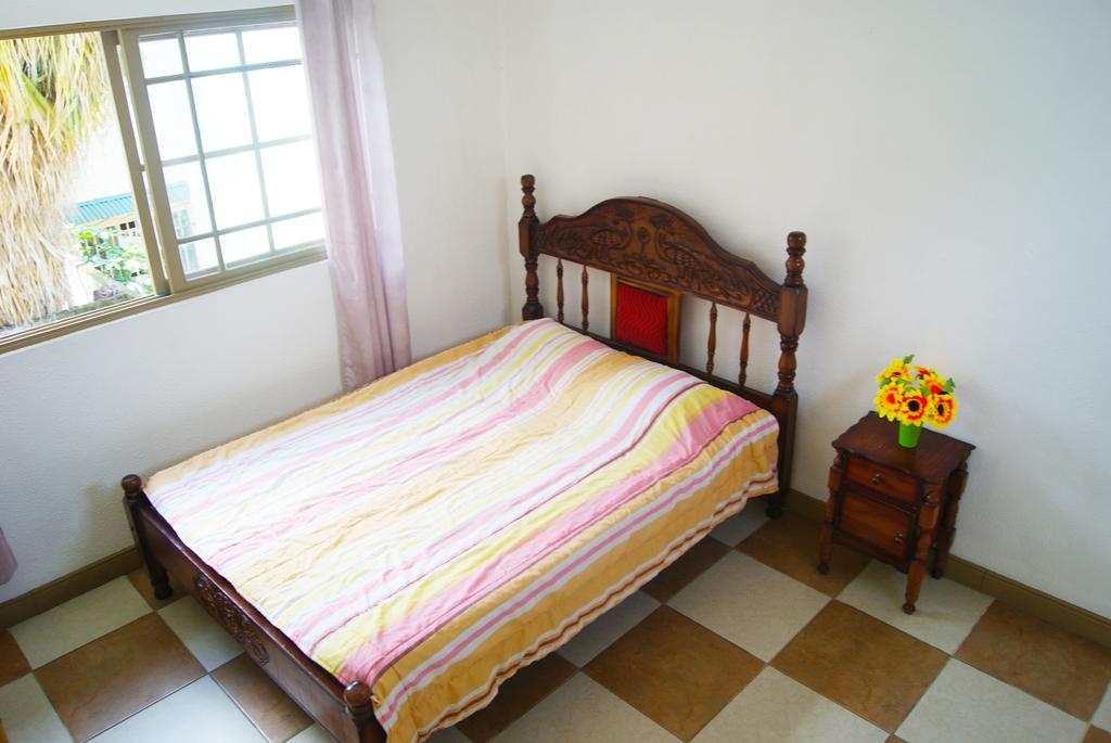 Hotel La Cuesta San Jose  Room photo